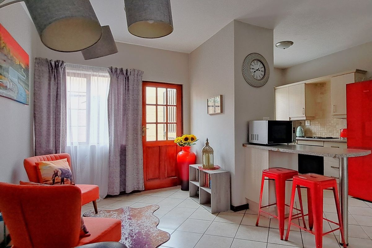 Townhouse For Sale In Midrand - Photo 4