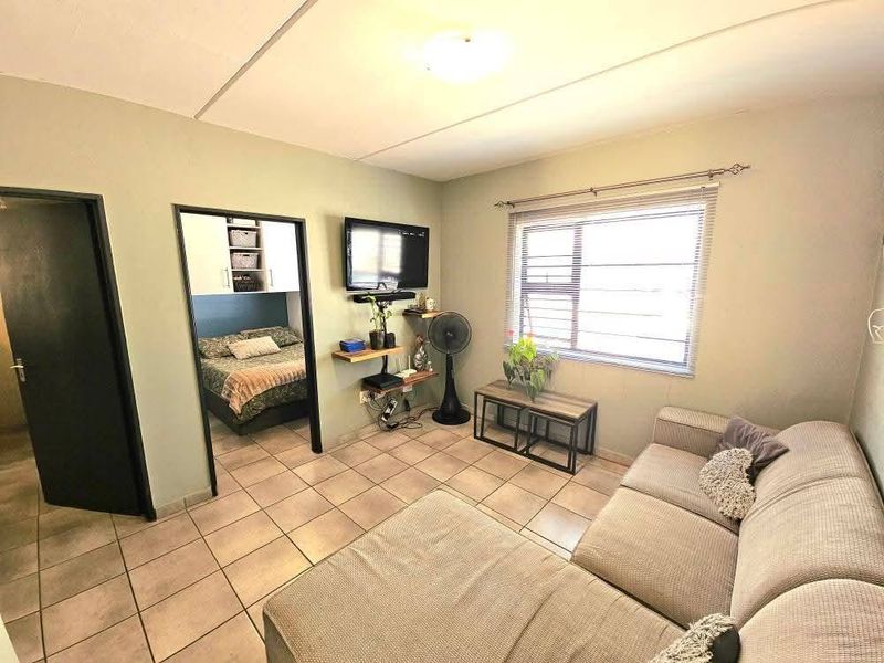 Apartment Rental Monthly In Cape Town - Photo 3