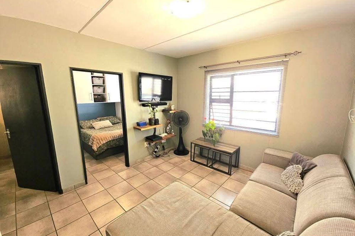 Apartment Rental Monthly In Cape Town - Photo 3