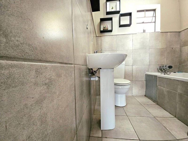 Apartment Rental Monthly In Cape Town - Photo 10