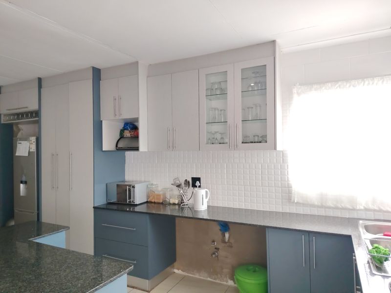 House For Sale In Boksburg - Photo 6