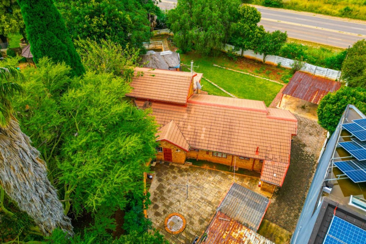 House For Sale In Pretoria - Photo 2