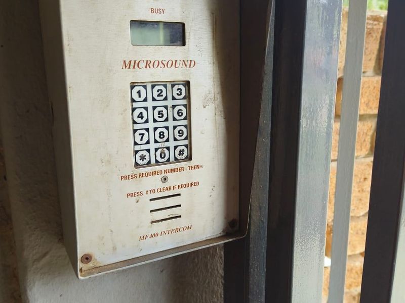 Apartment For Sale In Pretoria - Photo 9