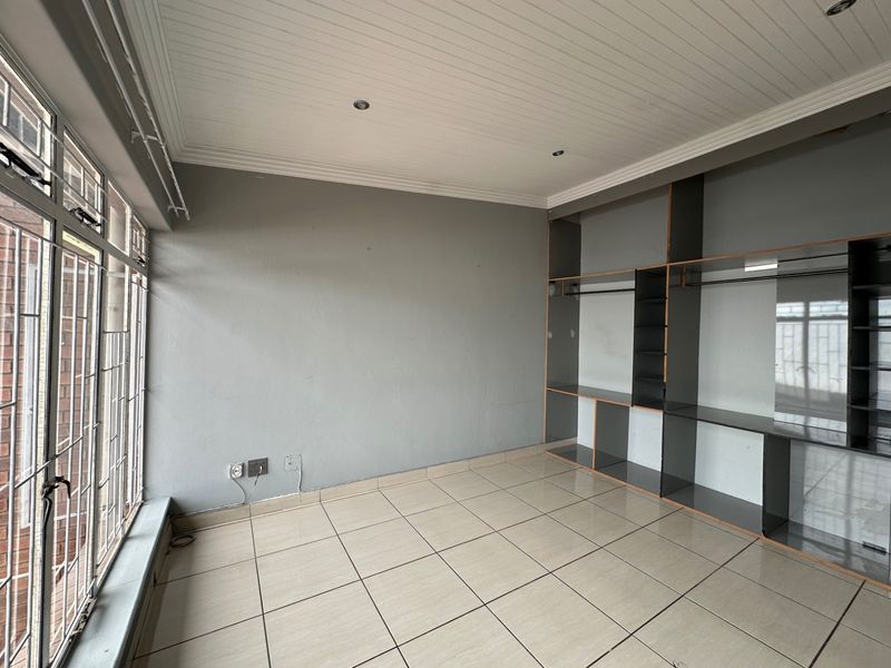 Townhouse Rental Monthly In Pretoria - Photo 6