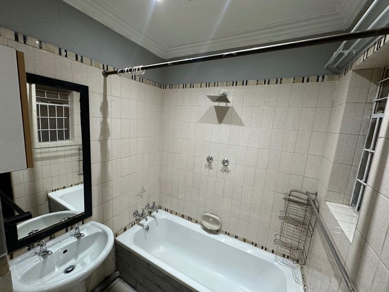 Townhouse Rental Monthly In Pretoria - Photo 10