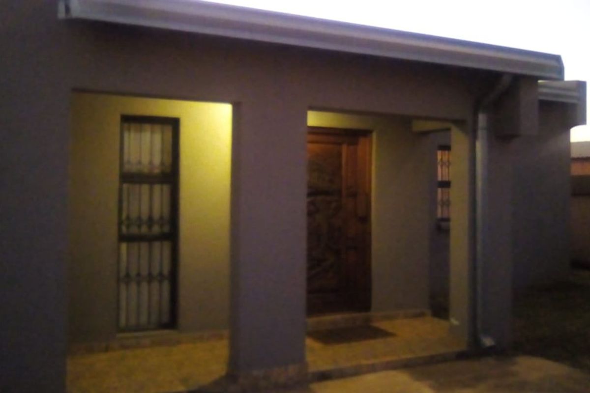 House For Sale In Boksburg - Photo 3