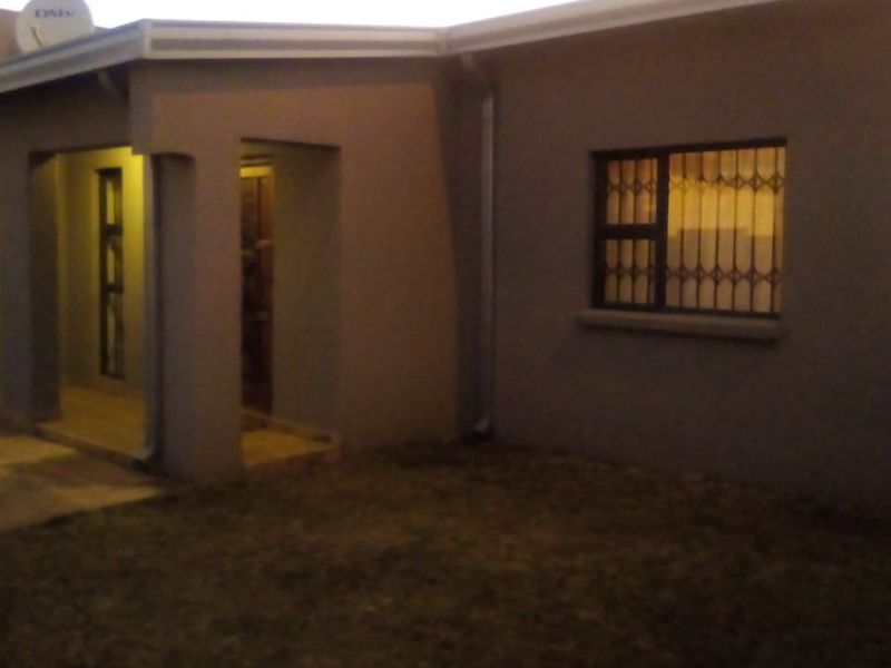 House For Sale In Boksburg - Photo 2