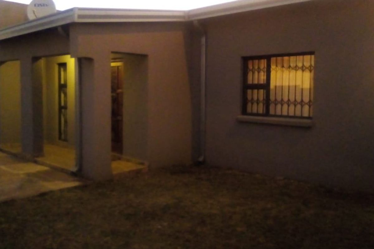 House For Sale In Boksburg - Photo 2