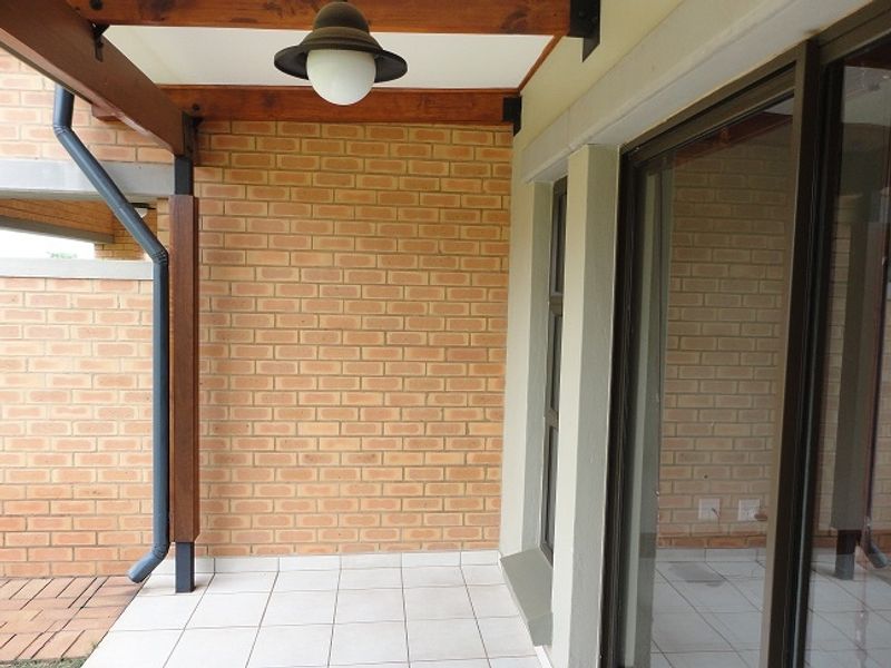 Cluster Rental Monthly In Centurion - Photo 3