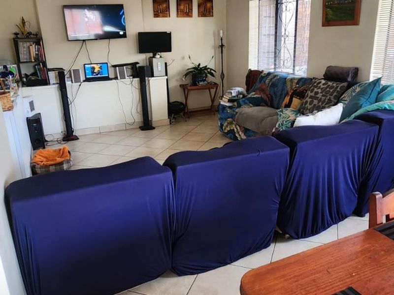 House For Sale In Johannesburg - Photo 7