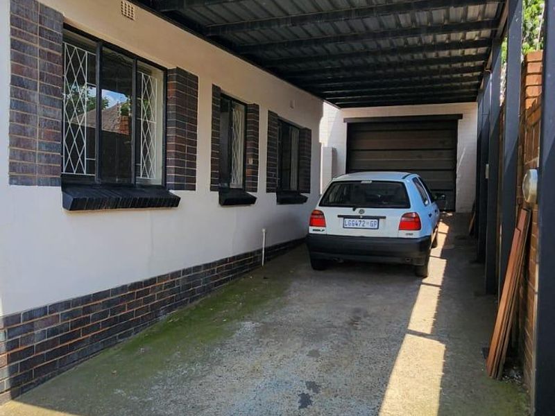 House For Sale In Johannesburg - Photo 3