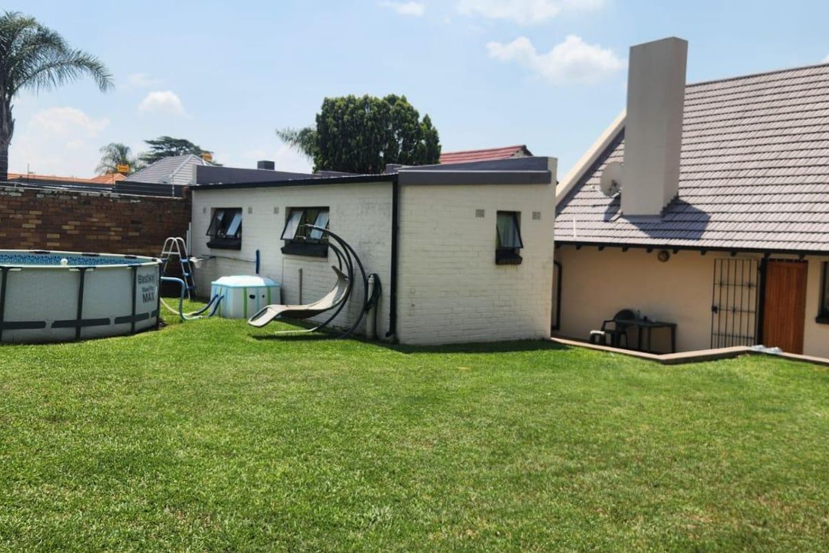 House For Sale In Johannesburg - Photo 5