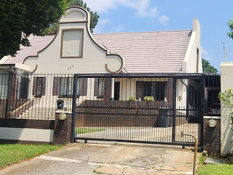 House For Sale In Johannesburg - Photo 1