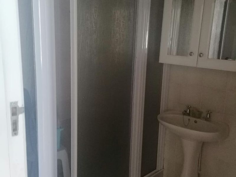 Apartment For Sale In Scottburgh - Photo 9