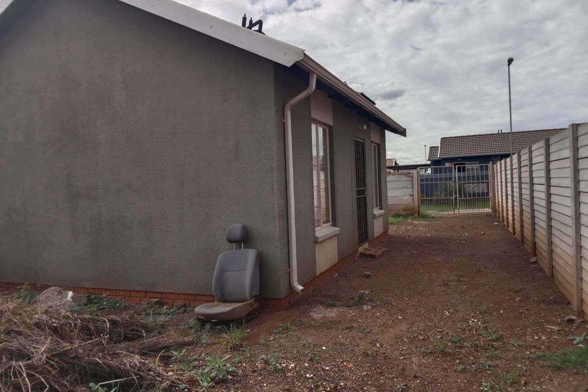 House For Sale In Alberton - Photo 4