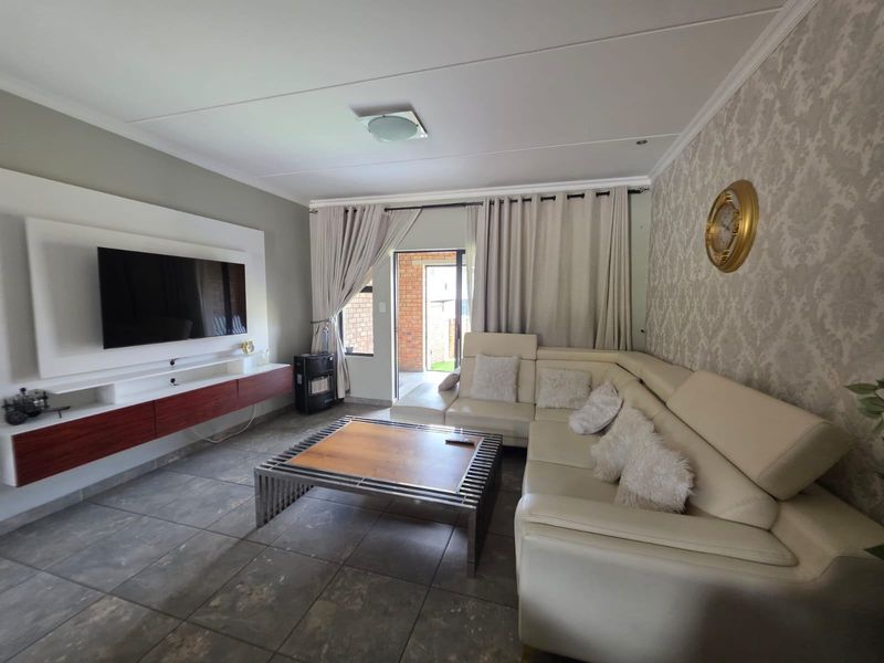 Apartment Rental Monthly In Midrand - Photo 6