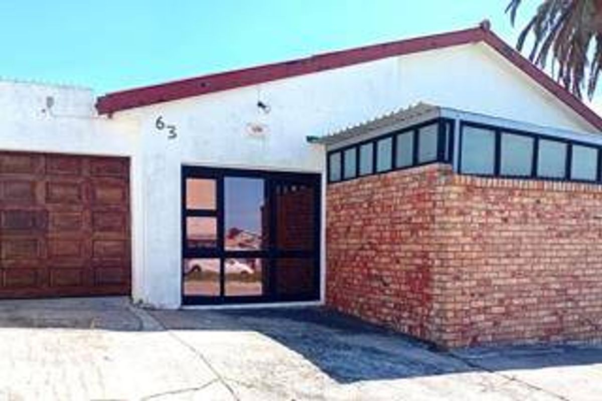 House For Sale In Port Elizabeth - Photo 5