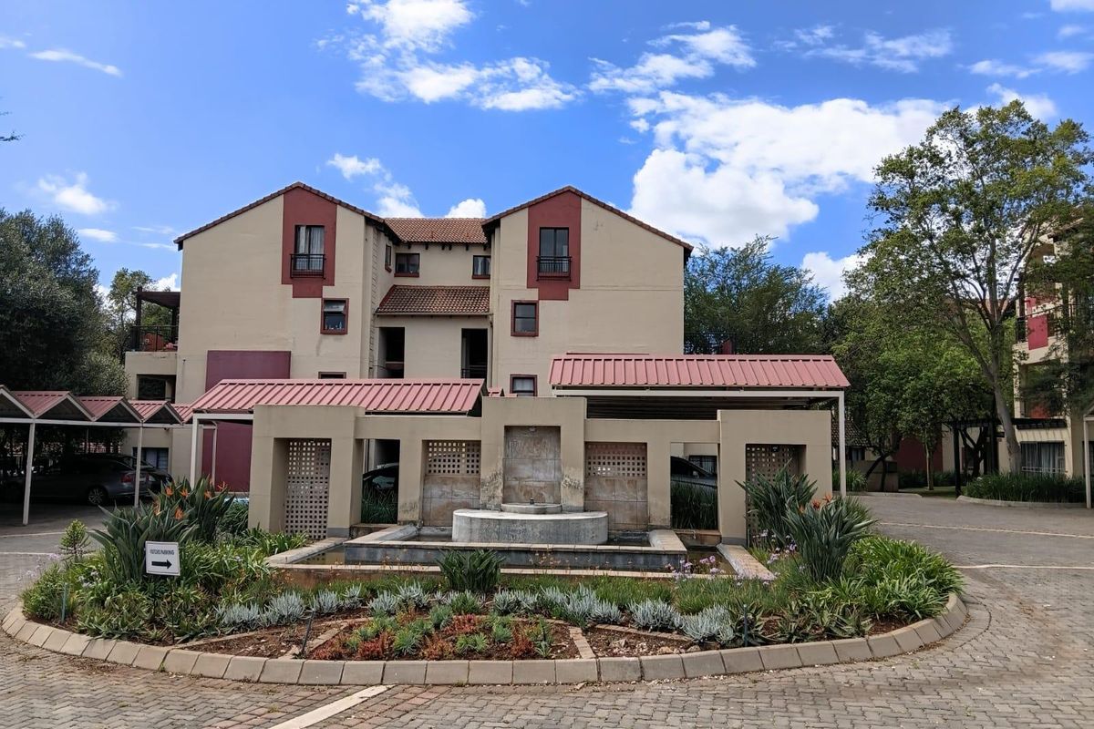 Apartment For Sale In Pretoria - Photo 4
