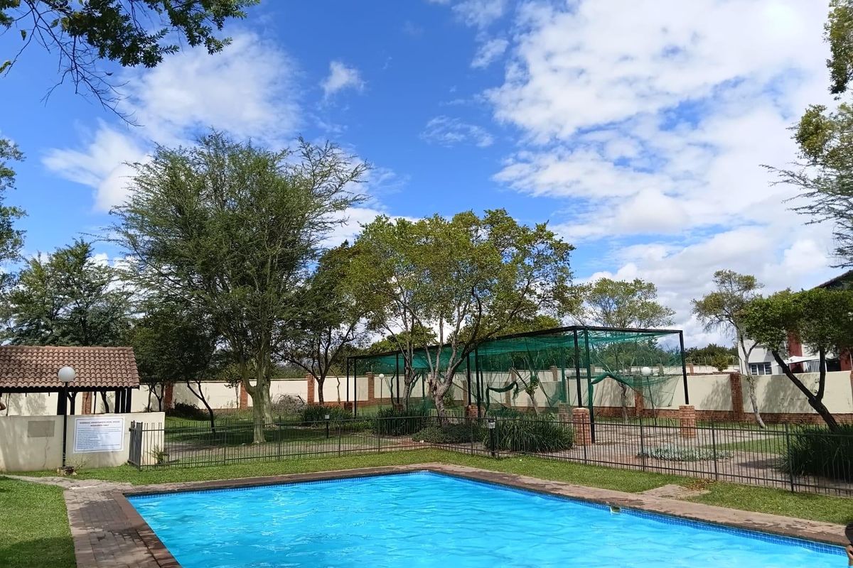 Apartment For Sale In Pretoria - Photo 3
