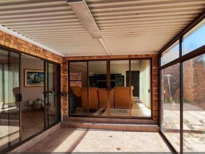 House For Sale In Kempton Park - Photo 8