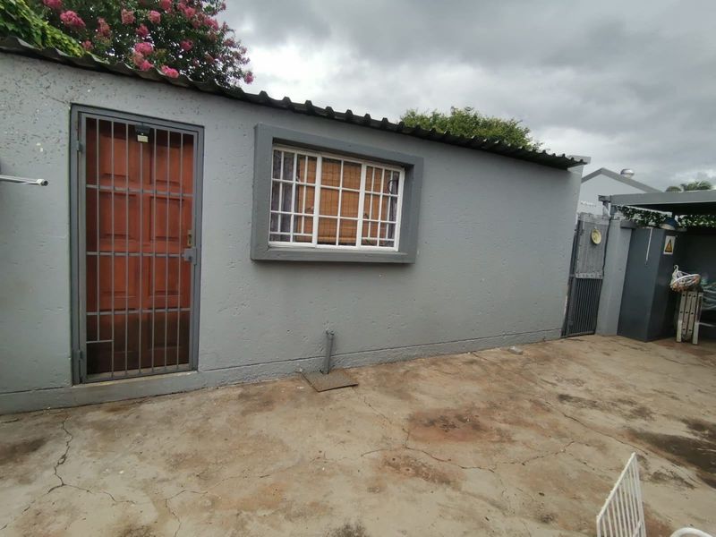House For Sale In Pretoria - Photo 9
