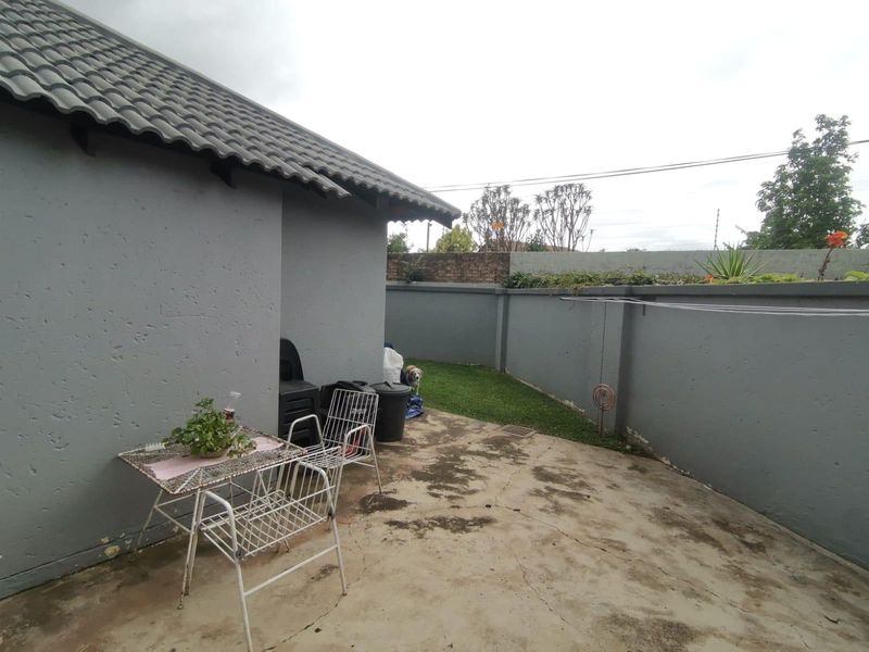 House For Sale In Pretoria - Photo 7