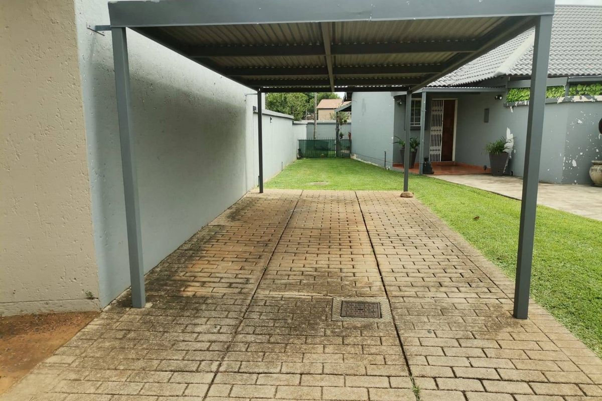 House For Sale In Pretoria - Photo 5