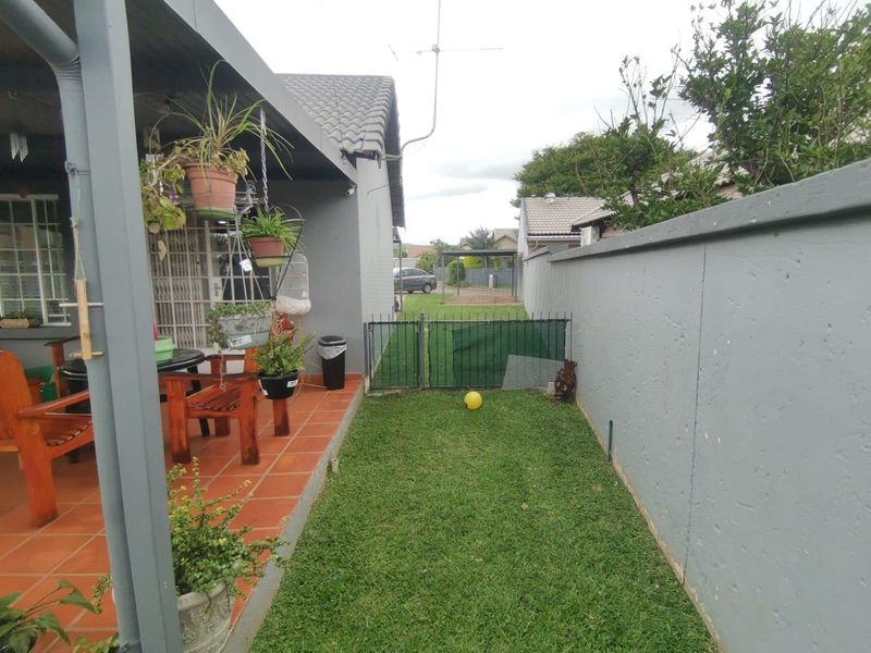 House For Sale In Pretoria - Photo 3