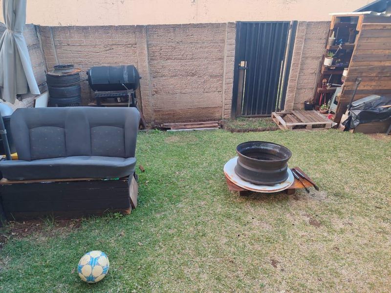 Apartment For Sale In Boksburg - Photo 8