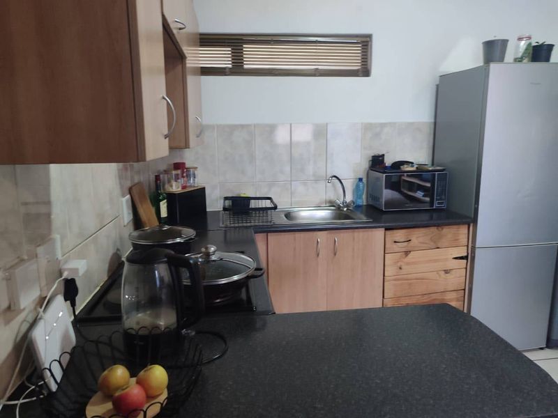 Apartment For Sale In Boksburg - Photo 4