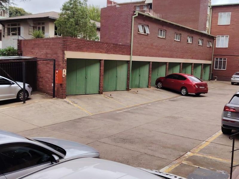 Apartment For Sale In Pretoria - Photo 10