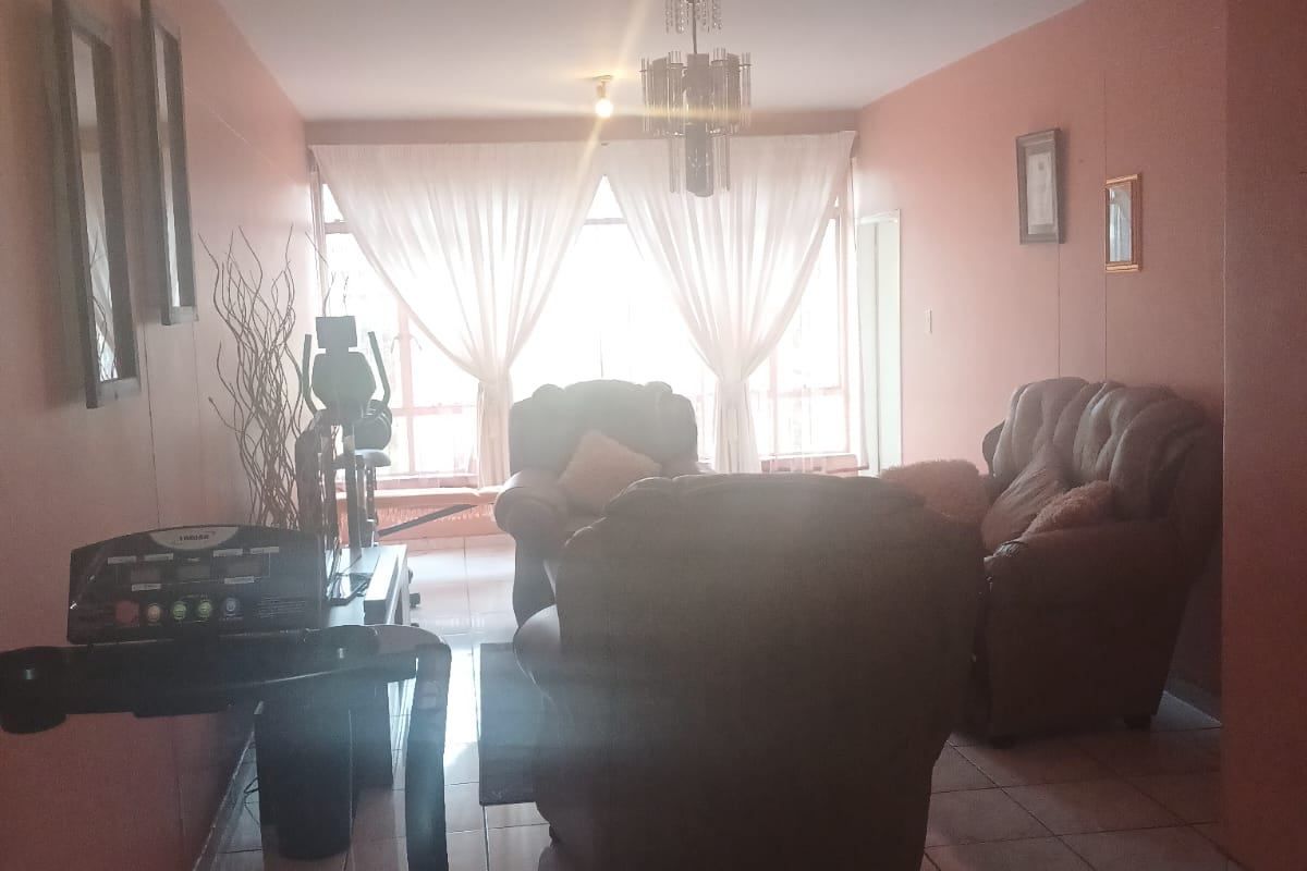 Apartment For Sale In Pretoria - Photo 3