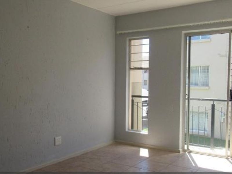 Apartment For Sale In Boksburg - Photo 3