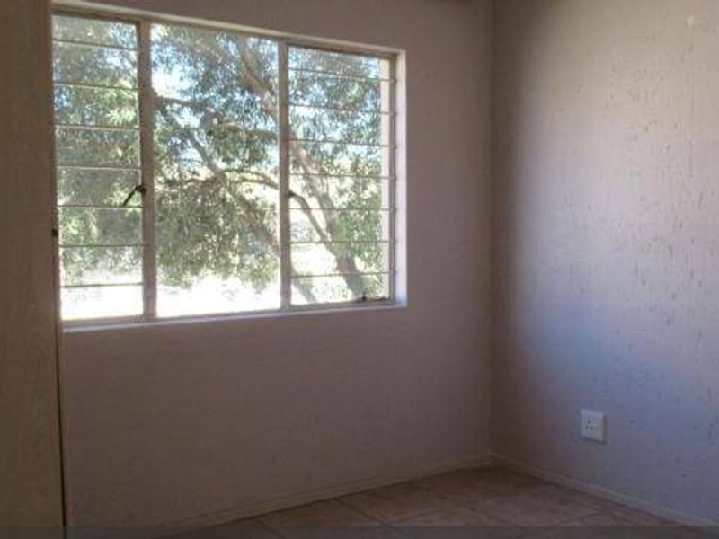 Apartment For Sale In Boksburg - Photo 8