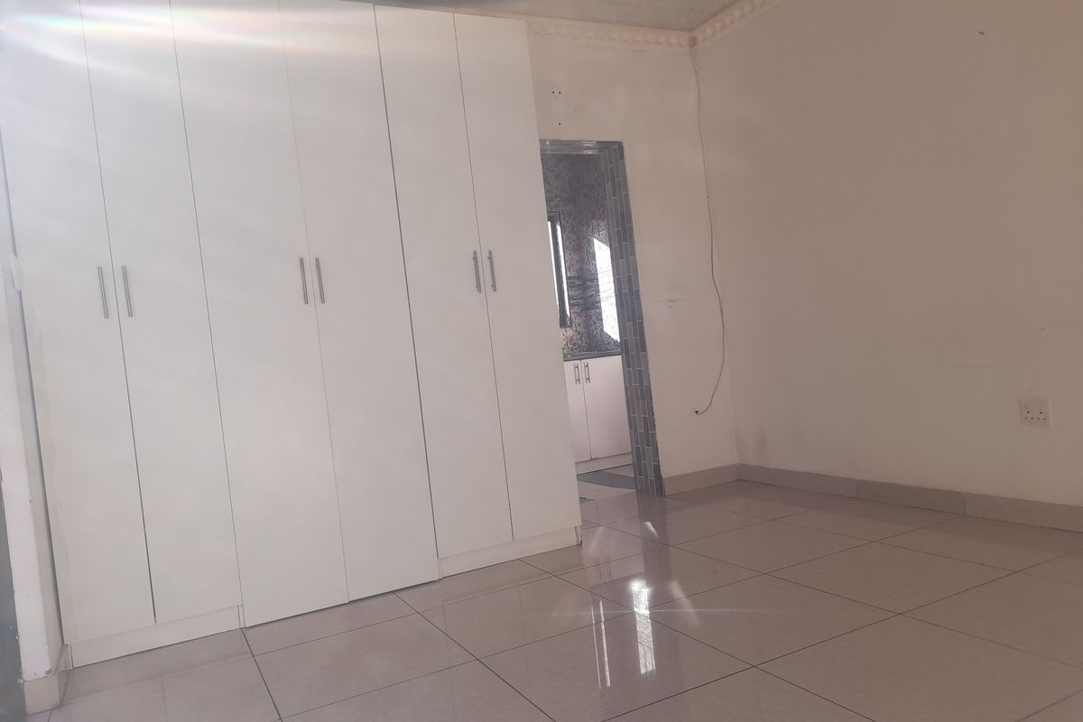 Cluster Rental Monthly In Durban - Photo 3