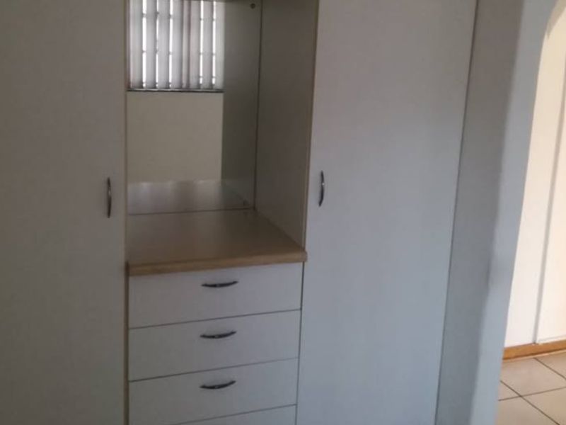 House Rental Monthly In Germiston - Photo 3