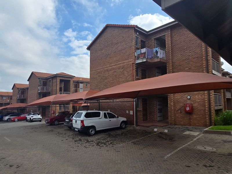Apartment For Sale In Edenvale - Photo 8