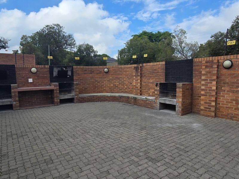 Apartment For Sale In Edenvale - Photo 6