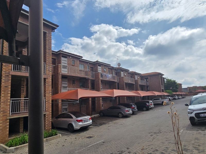 Apartment For Sale In Edenvale - Photo 10