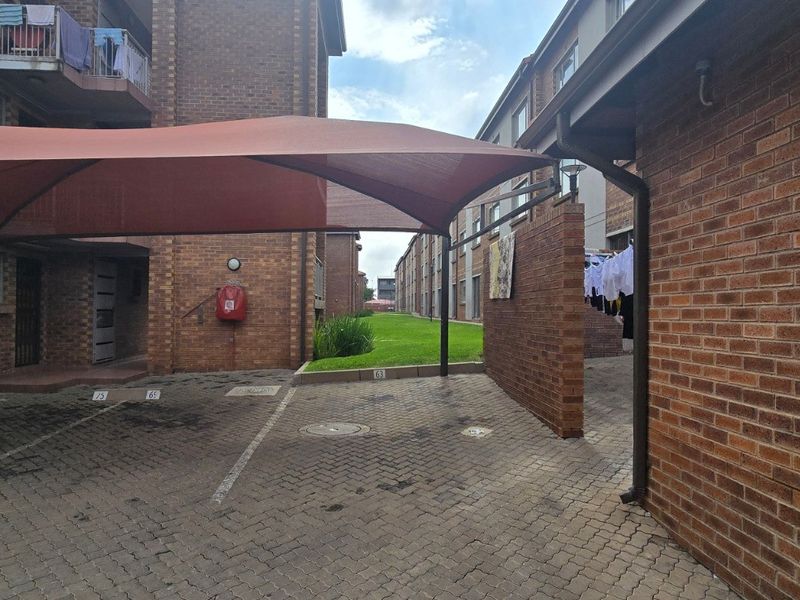 Apartment For Sale In Edenvale - Photo 9