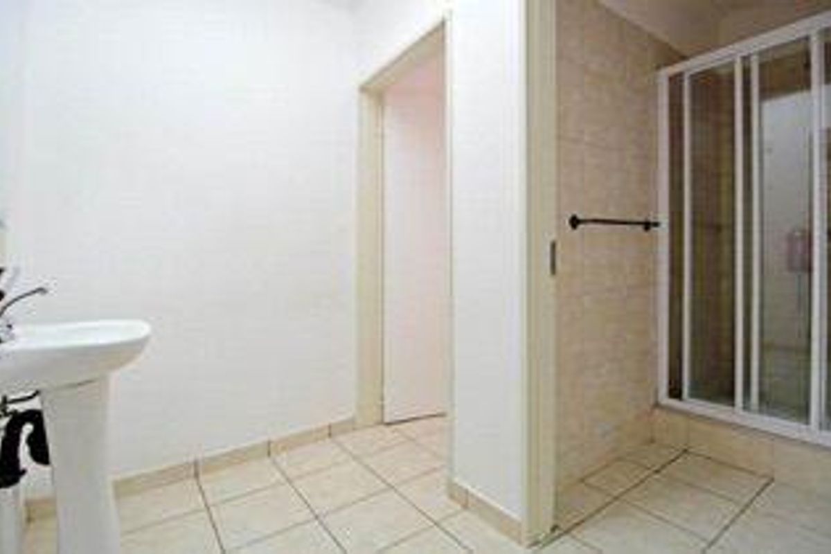 Apartment For Sale In Edenvale - Photo 4