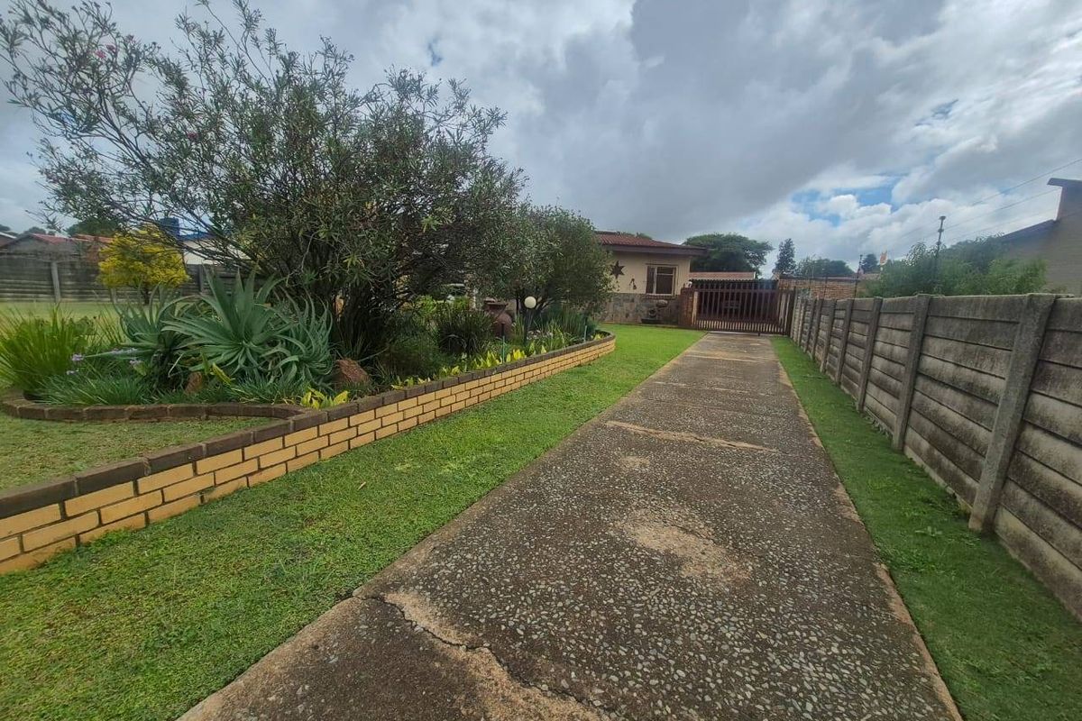 House For Sale In Springs - Photo 2