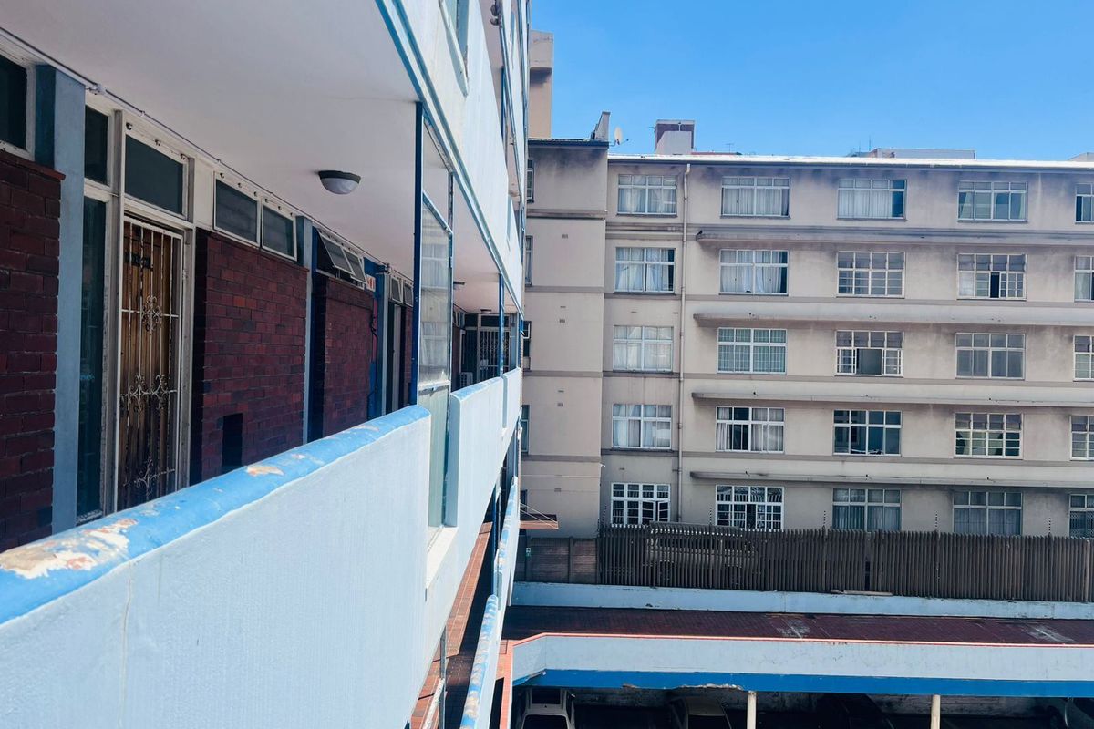 Apartment For Sale In Durban - Photo 3