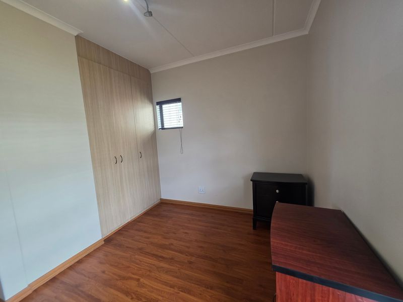Apartment Rental Monthly In Midrand - Photo 10