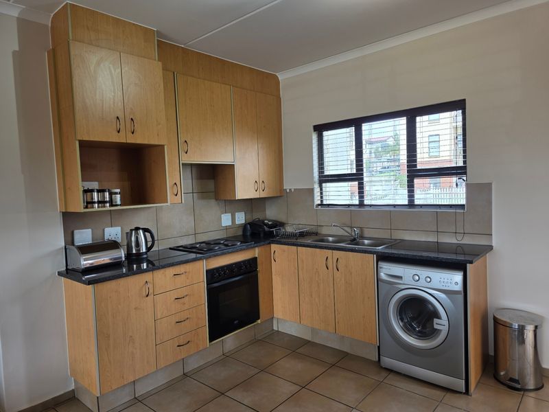 Apartment Rental Monthly In Midrand - Photo 2