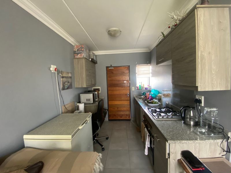 Apartment Rental Monthly In Midrand - Photo 5