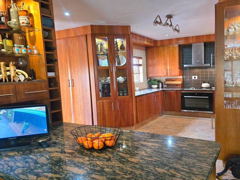 House For Sale In Middelburg - Photo 2