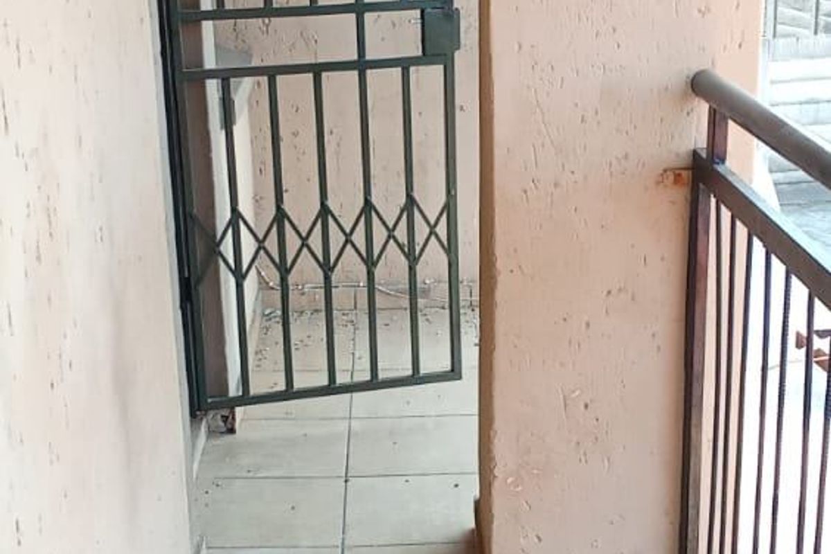 Apartment Rental Monthly In Springs - Photo 2