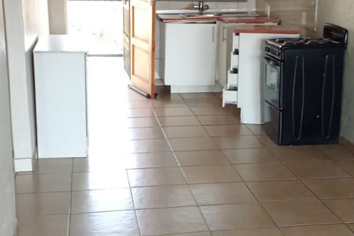 Apartment Rental Monthly In Springs - Photo 4