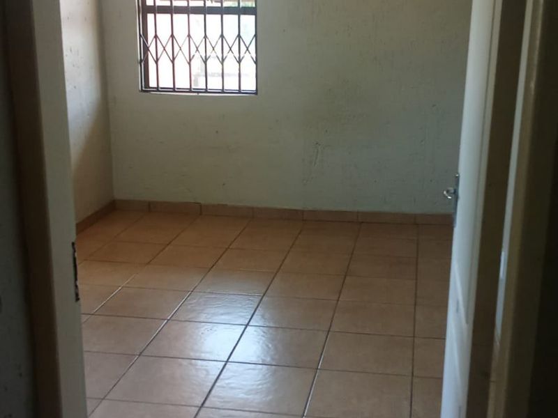 Apartment Rental Monthly In Springs - Photo 9